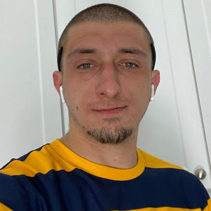 Meet your Posher, Alessandro